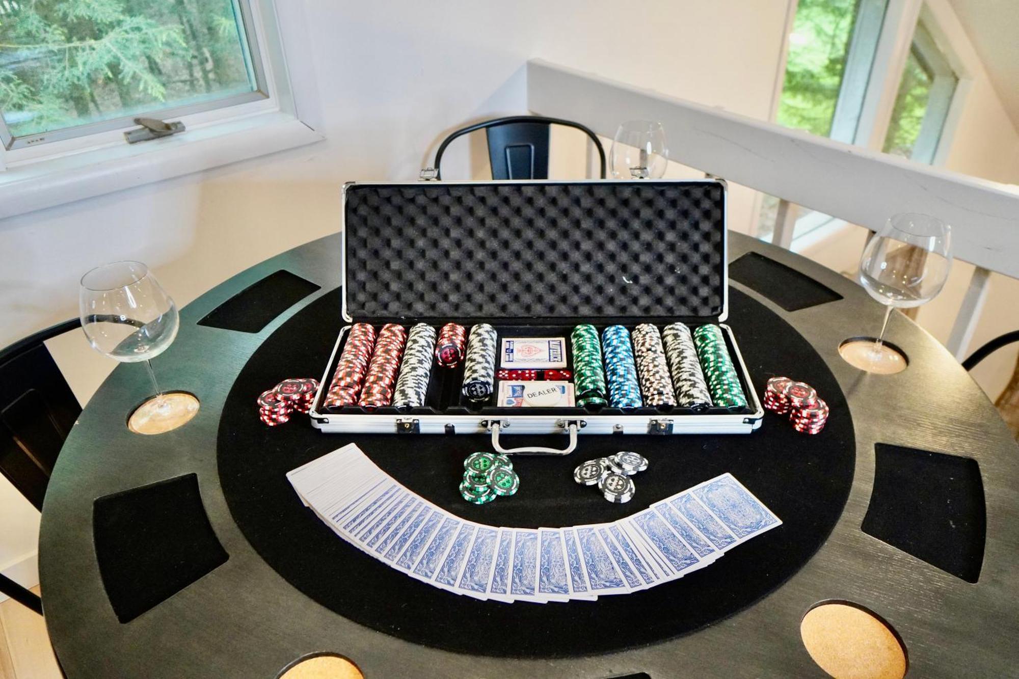Poconos Oasis With Game Holiday home Pocono Summit
