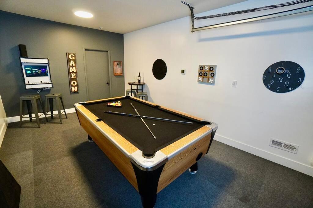 Holiday home Poconos Oasis With Game